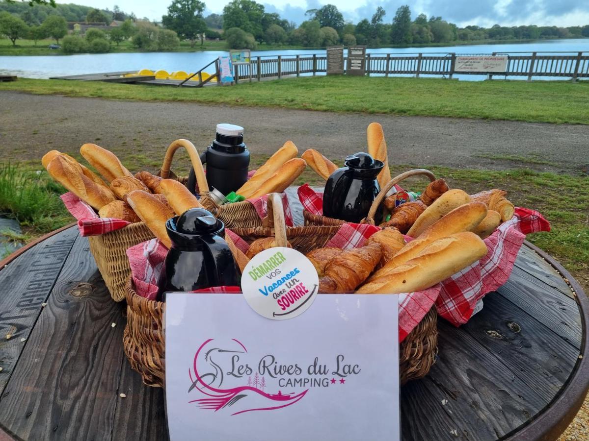 Camping Les Rives Du Lac Bois Morin Exteriér fotografie